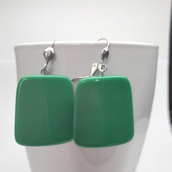 Green Plastic 70's  style dangle  Earring 2" long - Picture 3 of 7